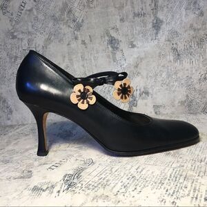 Isaac Mizrahi  leather floral tie pumps
